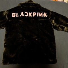 🖤 BLACKPINK 公式ファーコート《2019-2020 WORLD TOUR 限定品》🖤の画像