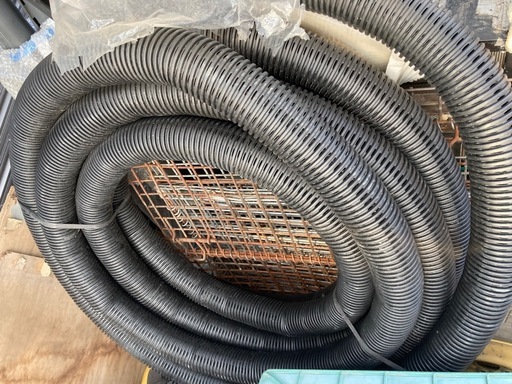 暗渠排水パイプ