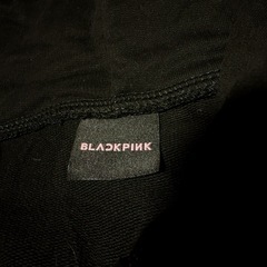 限定🖤 【BLACKPINK公式】BORN PINKショート丈ジップパーカー（Mサイズ）の画像