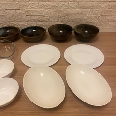食器セットの画像