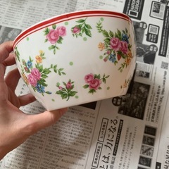 花柄ボウルの画像