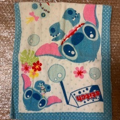 スティッチのハンドタオルの画像