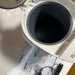 美品　電動ポットの画像