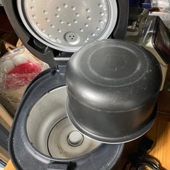 アイリスオーヤマ 銘柄炊き KRC-MD30-B 3合炊き の画像