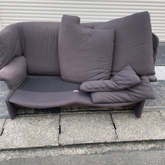 ソファー　カッシーナ　汚れありの画像