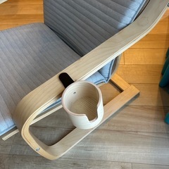 美品　IKEA POÄNG ポエング パーソナルチェア ドリンクホルダー付き　の画像