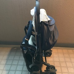 combi  ベビーカーの画像