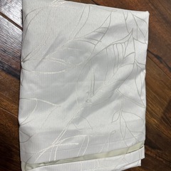 カーテンの画像