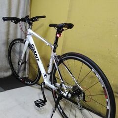 ★お取引可★GIANT🇹🇼DEFY3 Fバーロード 16段変速 160cm～ 前後タイヤ🆕 極上車 配達可の画像