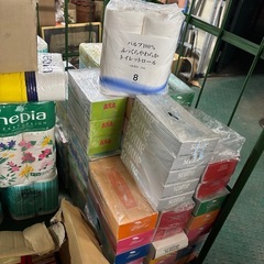 生活雑貨まとめ売り⭐️トイレットペーパー　ティッシュペーパー　洗濯洗剤　入浴剤の画像