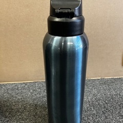 新品未使用品　水筒　1Lの画像