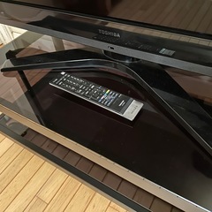 液晶テレビ REGZA 42型とテレビ台セットの画像