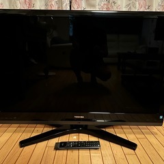 液晶テレビ REGZA 42型とテレビ台セットの画像