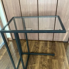 サイドテーブル IKEA VITTSJÖ ヴィットショー　スタンドの画像