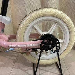 GRAPHIS BABY バランスバイク ピンクの画像