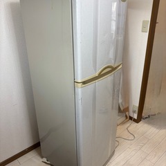 冷蔵庫もらってくださいの画像