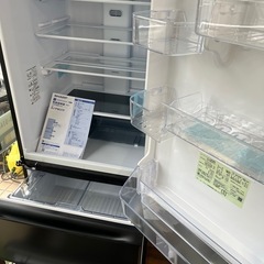 【美品　2025年製】シャープ ノンフロン冷凍冷蔵庫 保証書付きの画像