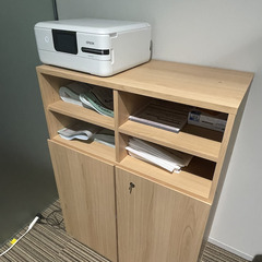 2列3段　木製キャビネット（引き取りにこれる方）の画像