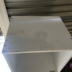 正方形のカラーボックスの画像