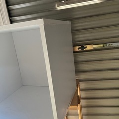 正方形のカラーボックスの画像