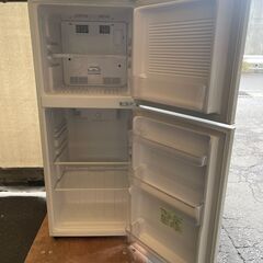 ユーイング冷凍冷蔵庫　2017製　UR-140Jの画像