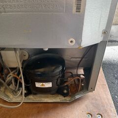 ユーイング冷凍冷蔵庫　2017製　UR-140Jの画像