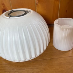 引っ掛けシーリングライト照明器具　ランプ プラスチック製　２個セットの画像