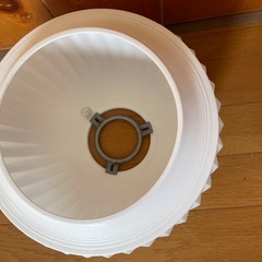 引っ掛けシーリングライト照明器具　ランプ プラスチック製　２個セットの画像