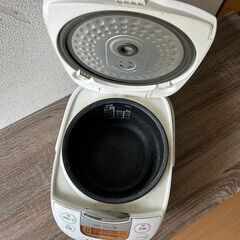 ヤマダ　マイコンジャー炊飯器の画像