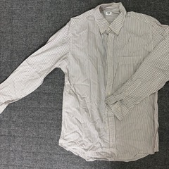 UNIQLO シャツ Mサイズの画像