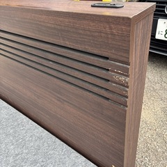 ダブルベッドの画像