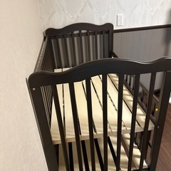 ベビーベッドの画像
