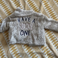 80サイズアウターの画像