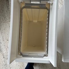 ゴミ箱(KEYUCA) 2つの画像