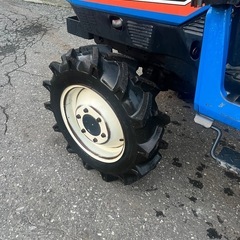 イセキトラクター18馬力の画像