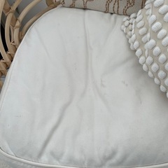 (今月いっぱい)IKEA ラタンパーソナルチェア+クッションx2の画像