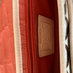 3連休中取引可能な方！COACH シグネチャー ショルダーバッグ ベージュ/ブラウンの画像