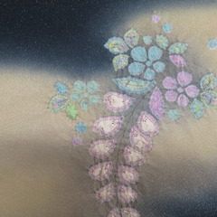 袋帯 正絹 洒落袋帯 辻が花 染め文様 ぼかし 紺色ｘ薄紫色 パステル系 銀糸 藤文様 お太鼓柄 落款入り フォーマル 礼装 長さ456cm【中古】 【キモノオフ野々市若松店】の画像
