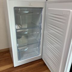 冷凍庫　65Lの画像