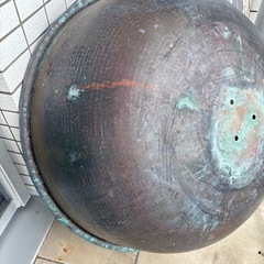 大きな鉢の画像