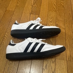 adidasサンバの画像