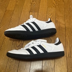 adidasサンバの画像
