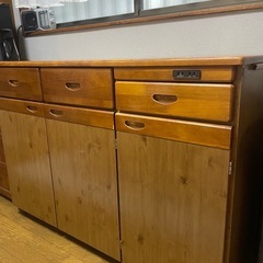 木製　キッチンカウンター　ナチュラル　キッチン収納棚の画像