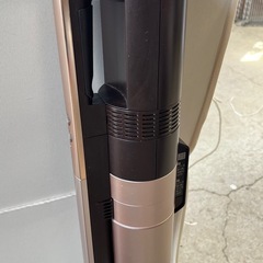 三菱　コードレススティッククリーナー　サイクロン式　空気清浄機能付き　ピンクゴールド　ＩＮＳＴＩＣＫ　インスティック　パワーブラシ　自走式　省スペース　ＨＣ－ＶＸＧ３０Ｐの画像
