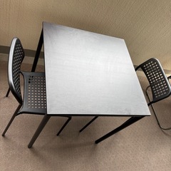 【美品】ダイニングテーブル　椅子　二人用の画像