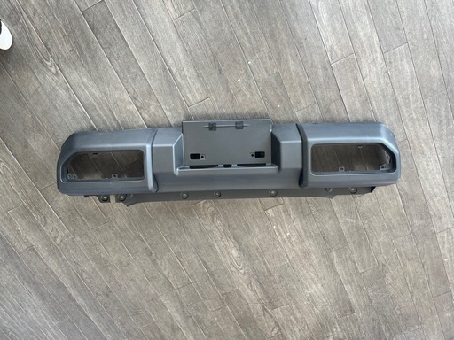 ジムニー　リアバンパー