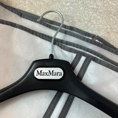 Max Mara服カバー110㌢の画像