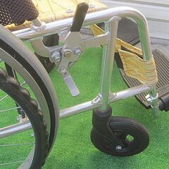 自走用介護椅子の画像