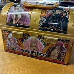 ワンピース　宝箱　缶の画像