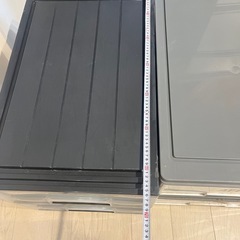 取引中 衣装ケース4つの画像